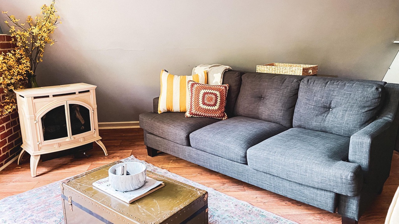 Photo of Livingroom in Colonial Beach