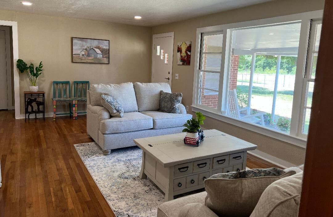 Photo of Livingroom in Clay