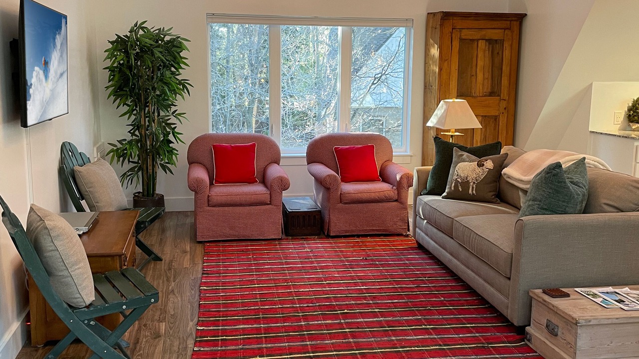 Photo of Livingroom in Skyforest