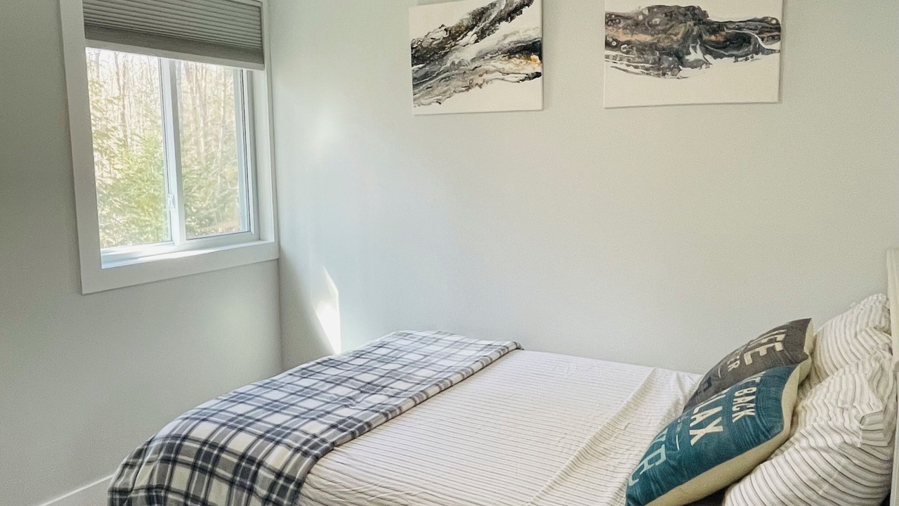 Photo of Bedroom in North Frontenac