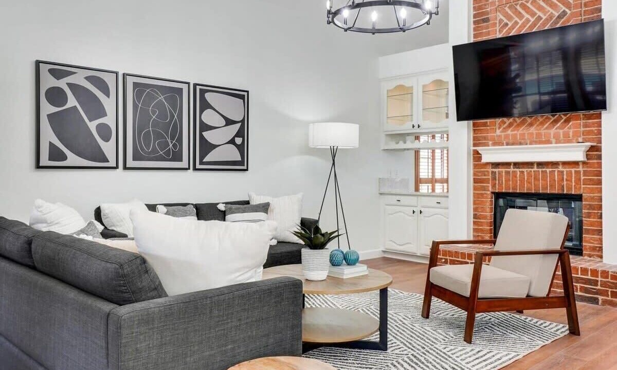 Photo of Livingroom in Allen