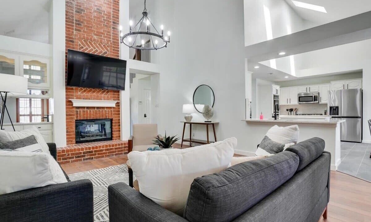 Photo of Livingroom in Allen