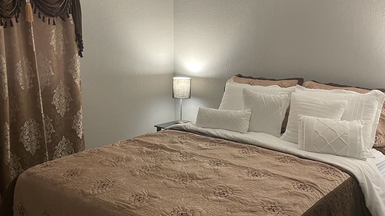 Photo of Bedroom in Lawton