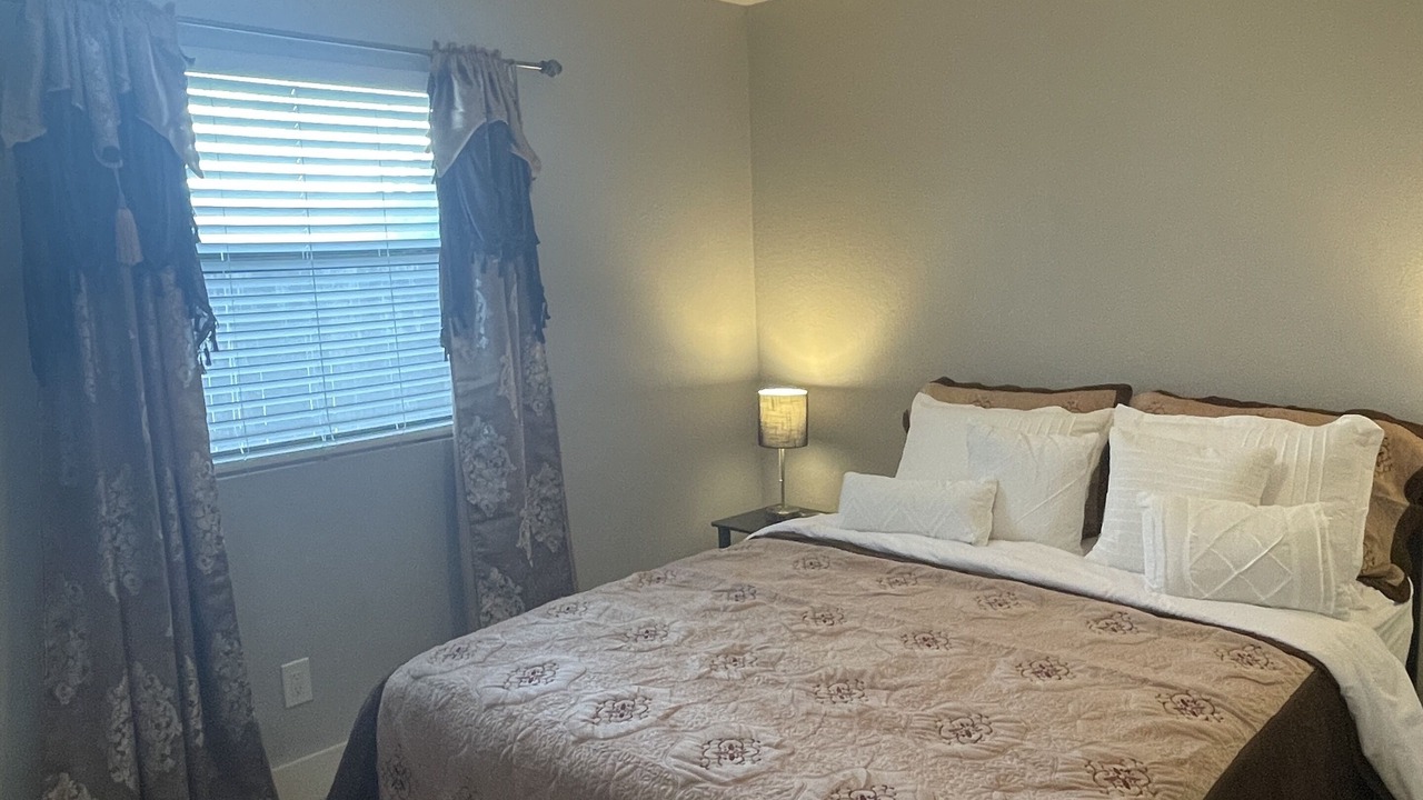 Photo of Bedroom in Lawton