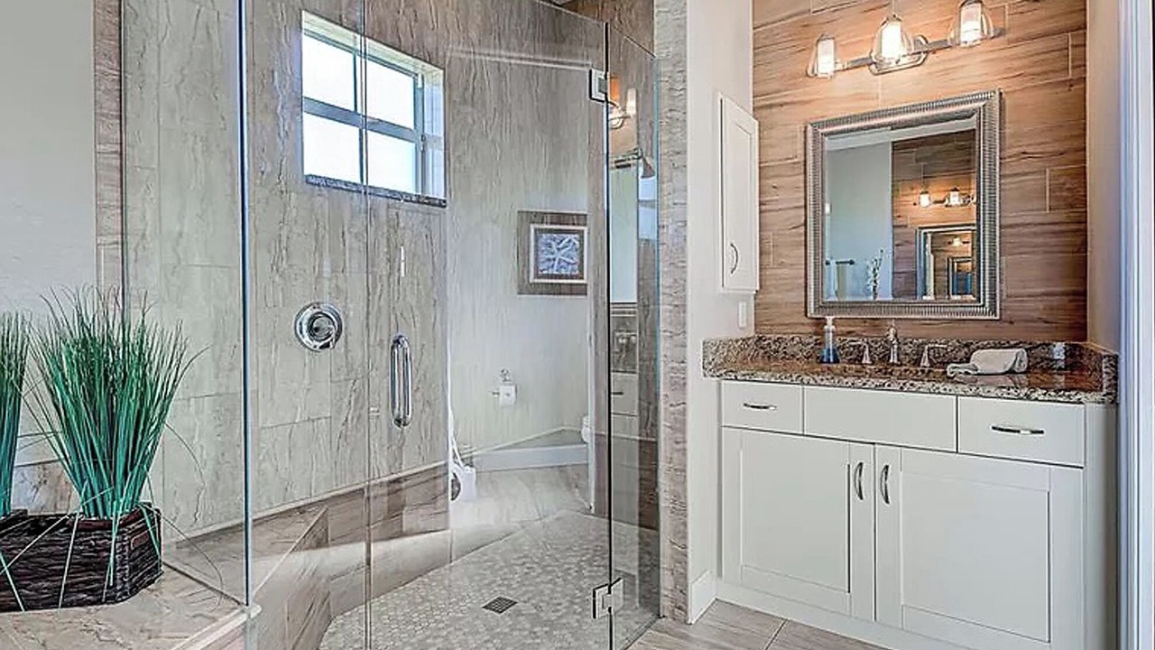 Photo of Bathroom in Long Meadow