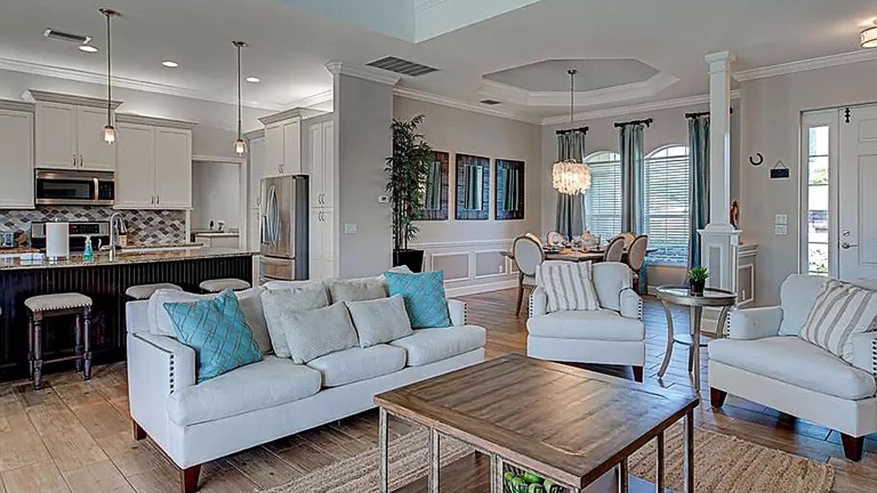 Photo of Livingroom in Long Meadow