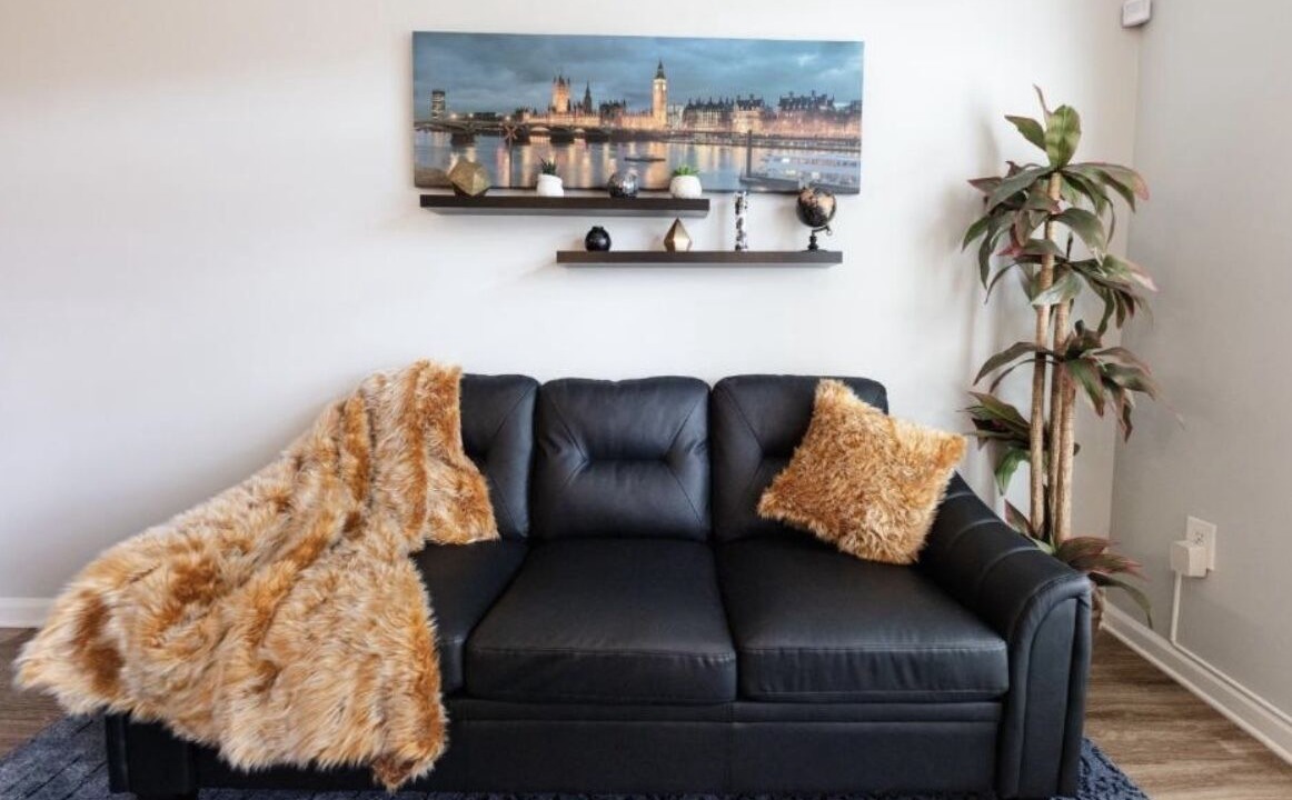 Photo of Livingroom in Dunwoody