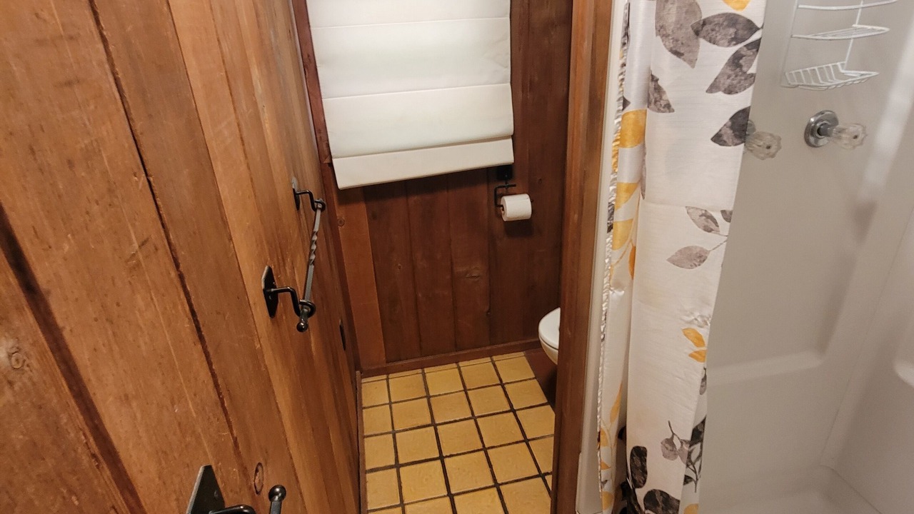 Photo of Bathroom in Glencoe