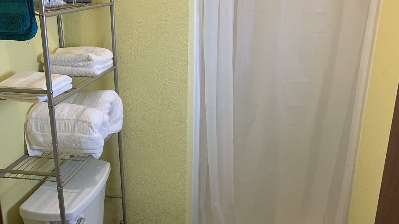 Photo of Bathroom in Broken Bow
