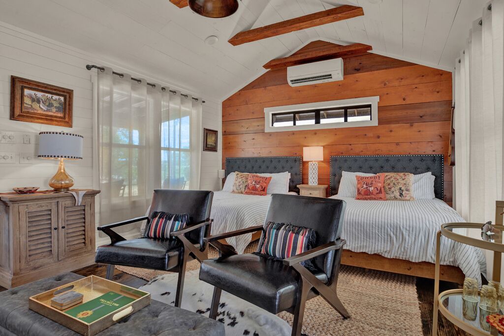 Photo of Bedroom in Stonewall
