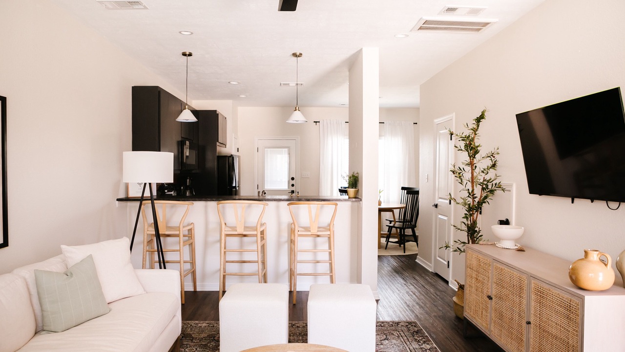 Photo of Livingroom in College Station