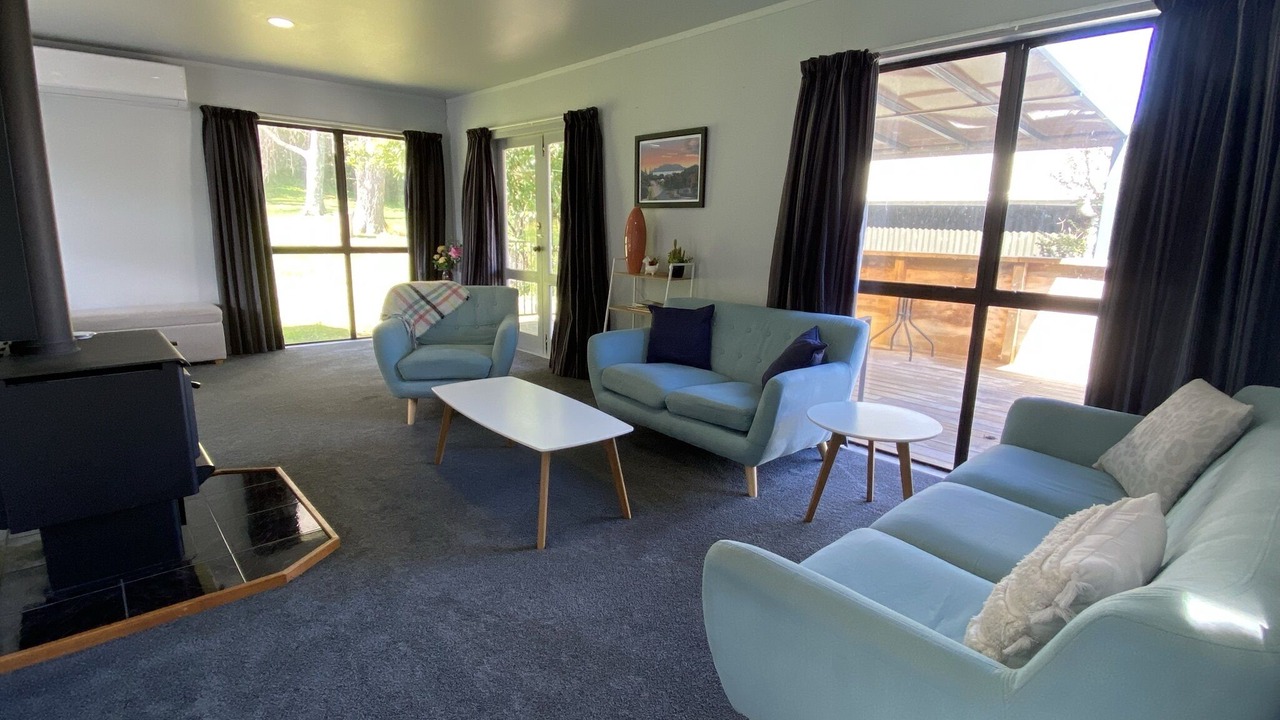 Photo of Livingroom in Motuoapa