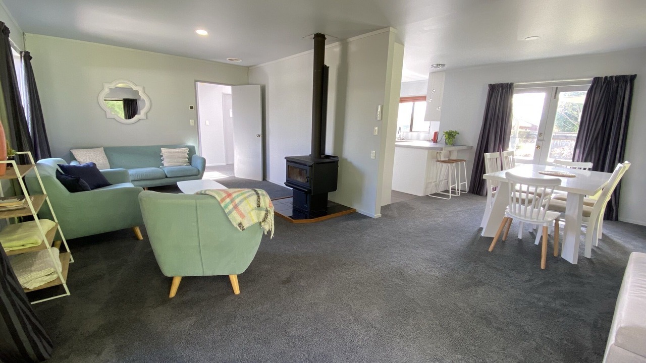 Photo of Livingroom in Motuoapa