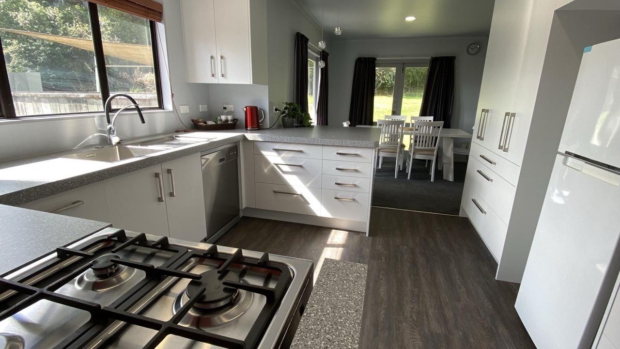 Photo of Kitchen in Motuoapa