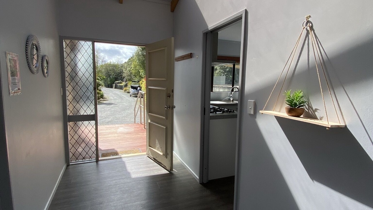 Photo of Livingroom in Motuoapa