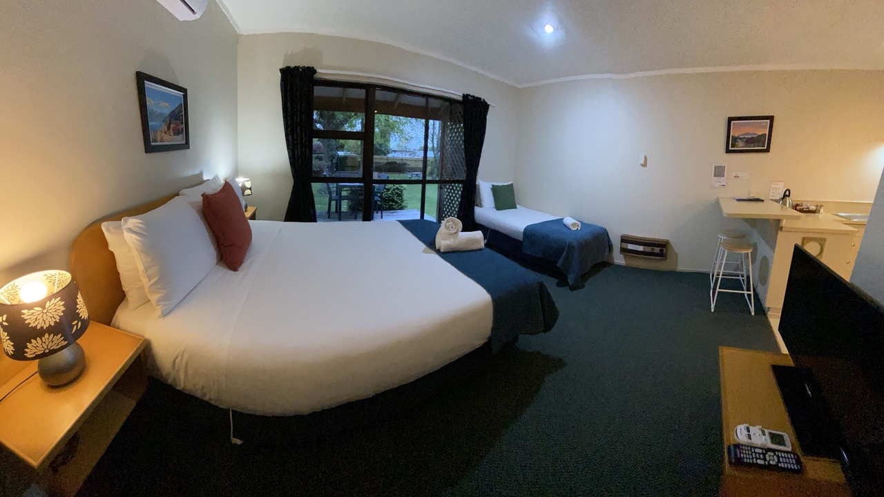 Photo of Bedroom in Motuoapa