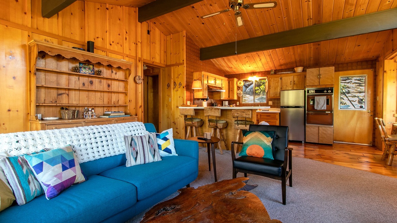 Photo of Bedroom in Pine Cove
