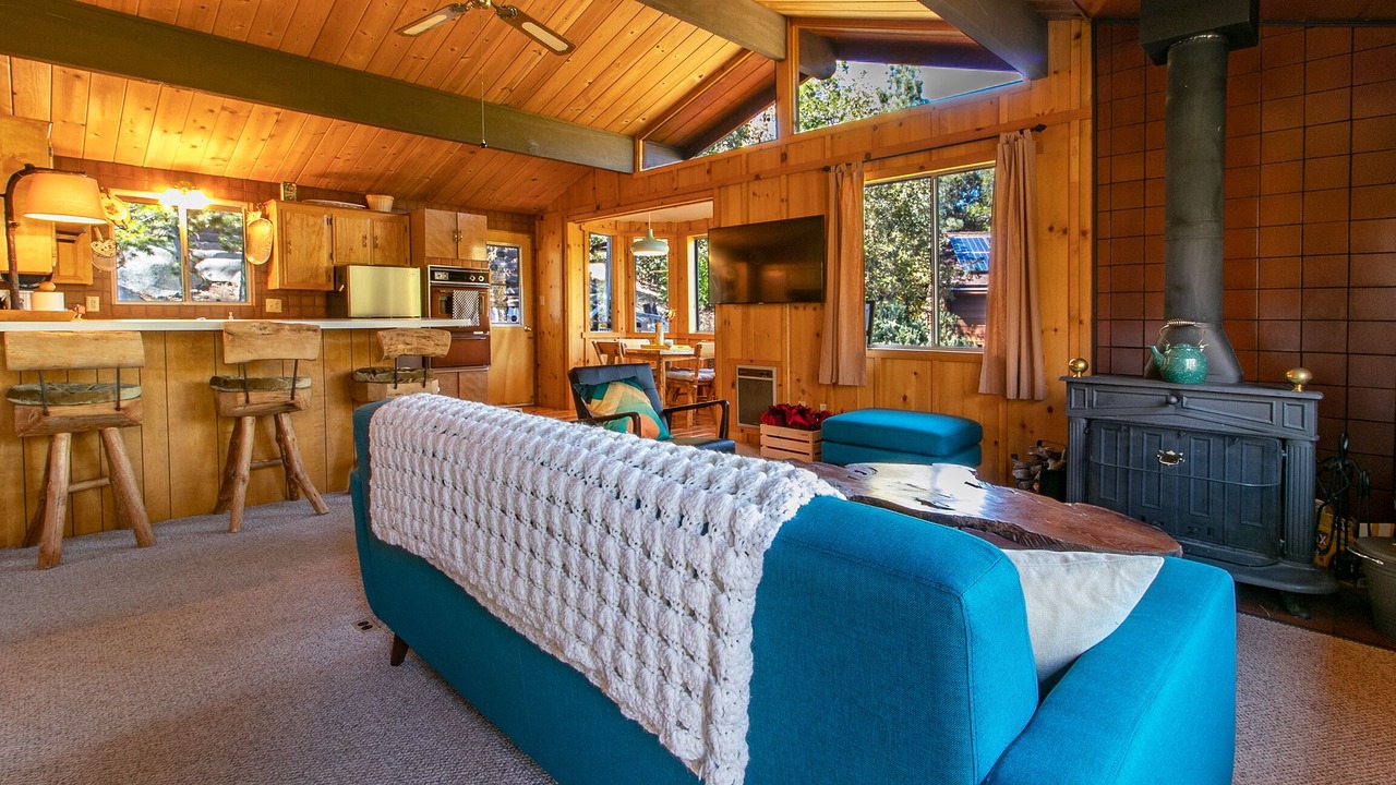 Photo of Bedroom in Pine Cove