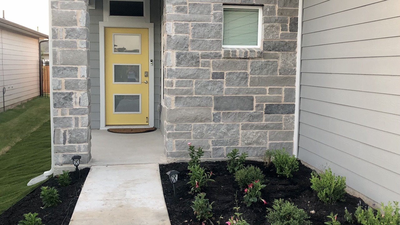 Photo of Outdoor in McNeil