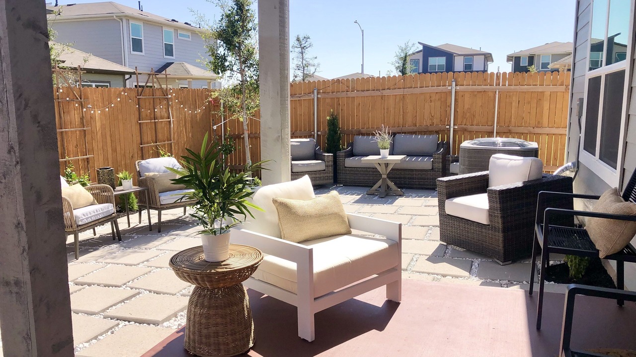 Photo of Patio Balcony in McNeil
