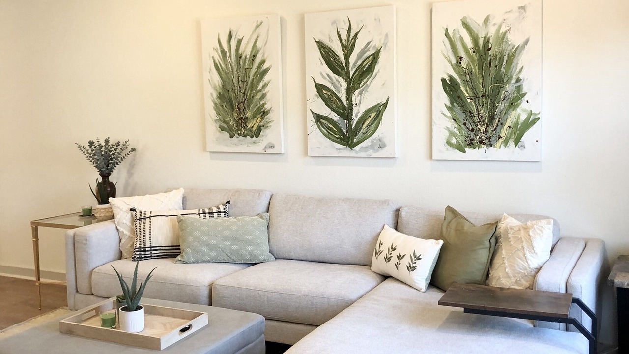 Photo of Livingroom in McNeil