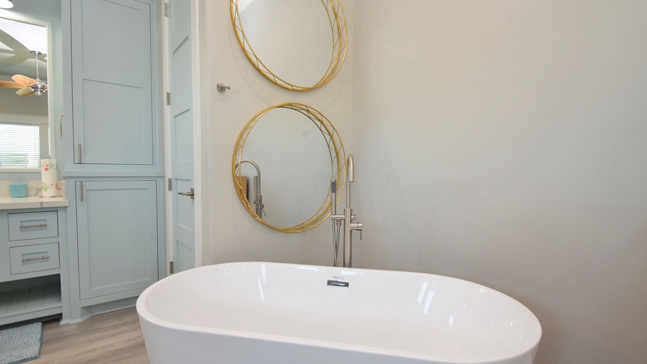 Photo of Bathroom in Crystal Beach