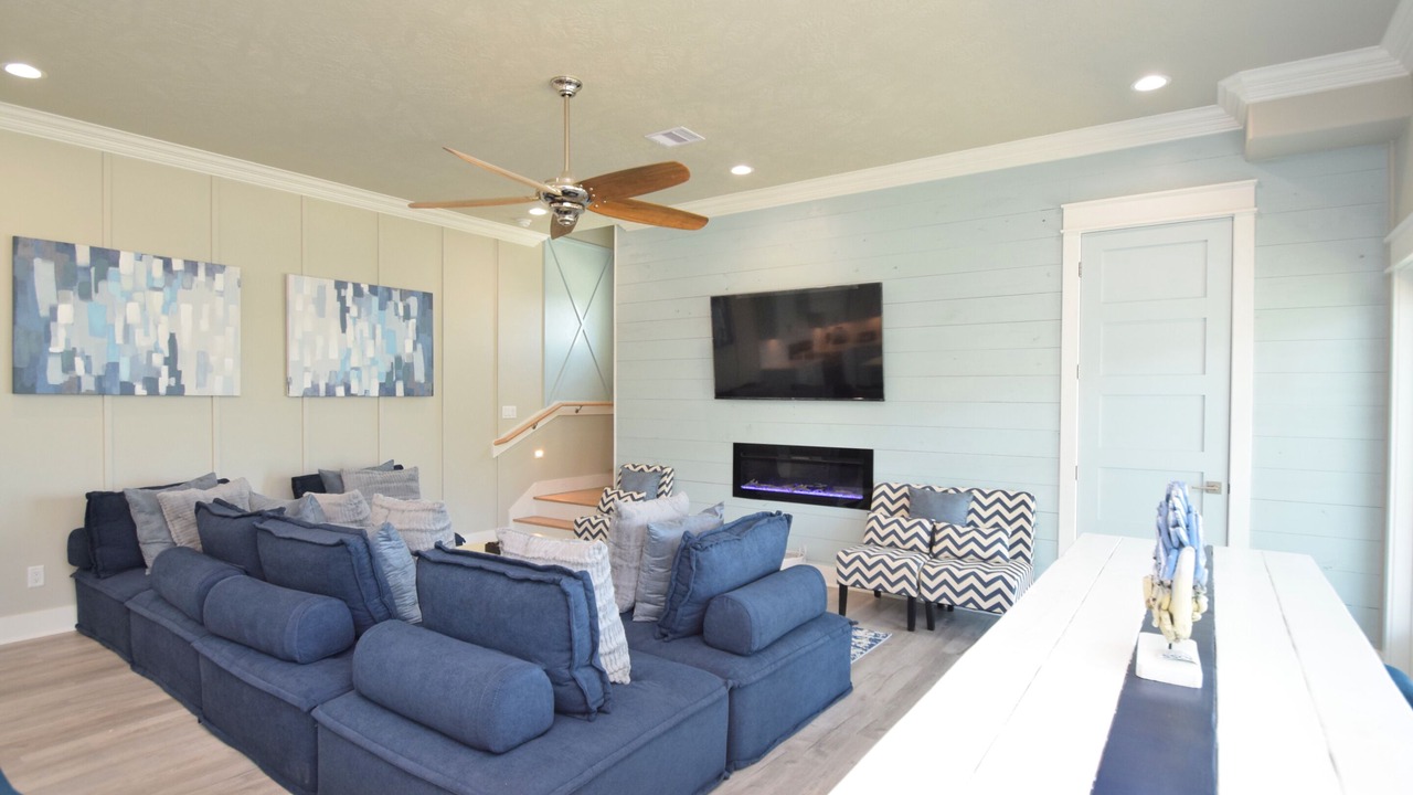 Photo of Livingroom in Crystal Beach