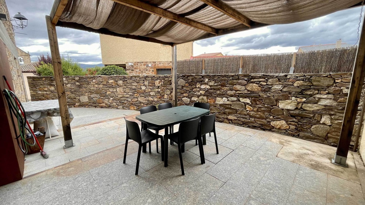 Photo of Outdoor in Madarcos