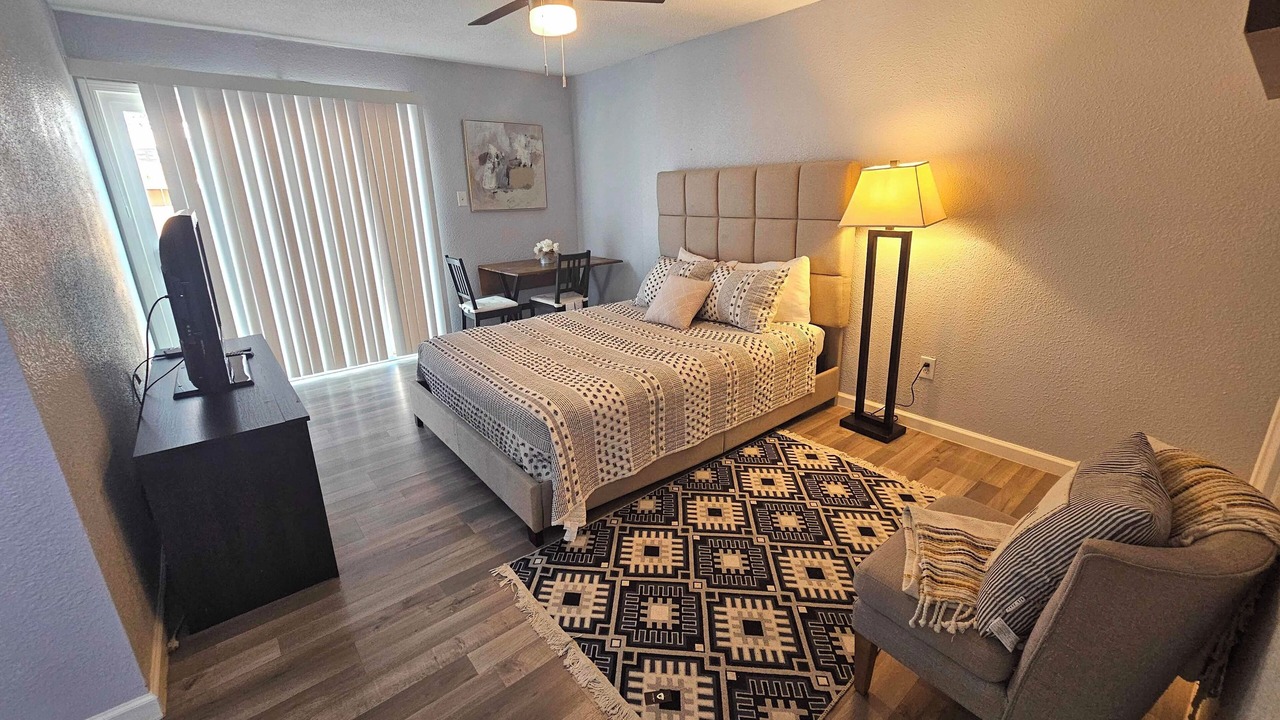 Photo of Bedroom in Northeast Houston