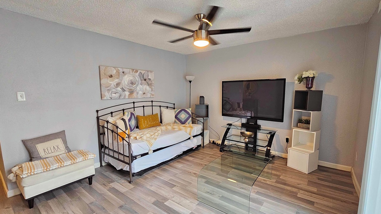 Photo of Bedroom in Northeast Houston
