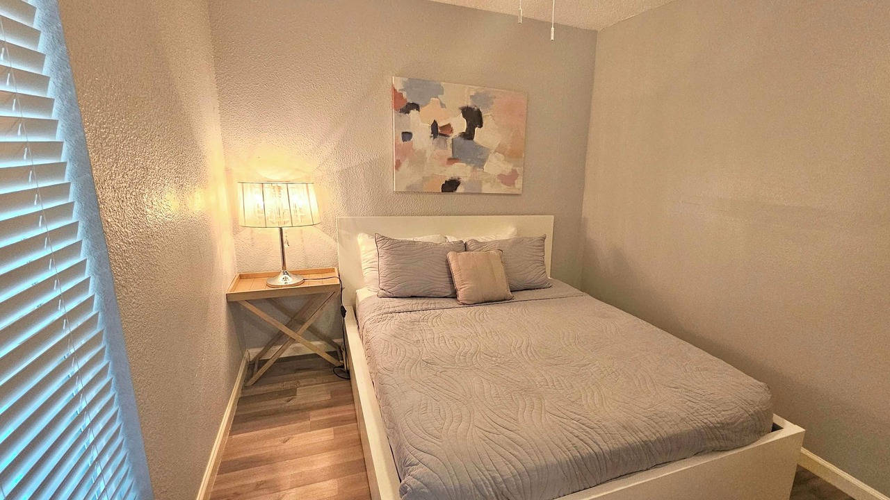 Photo of Bedroom in Northeast Houston