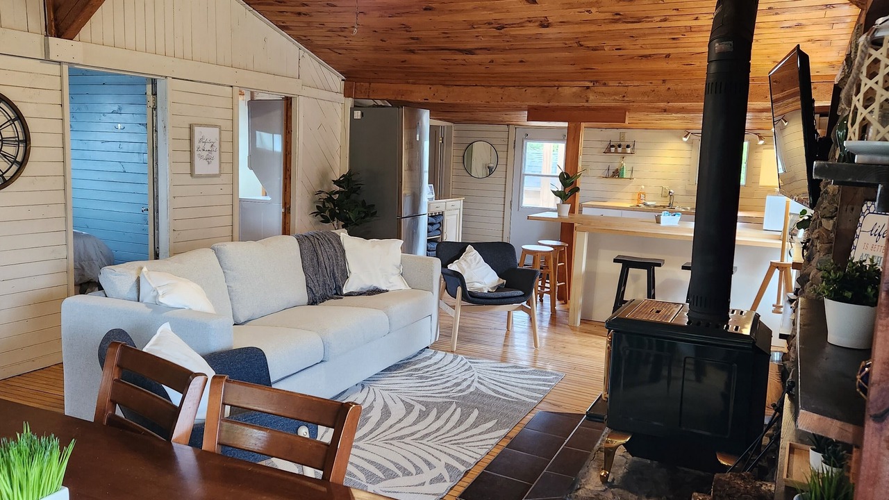 Photo of Livingroom in Pointe-du-Chene