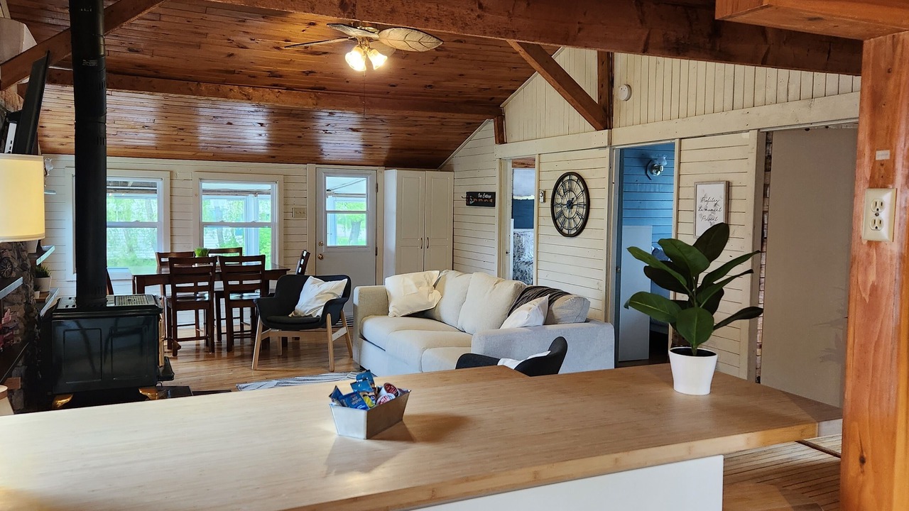 Photo of Livingroom in Pointe-du-Chene