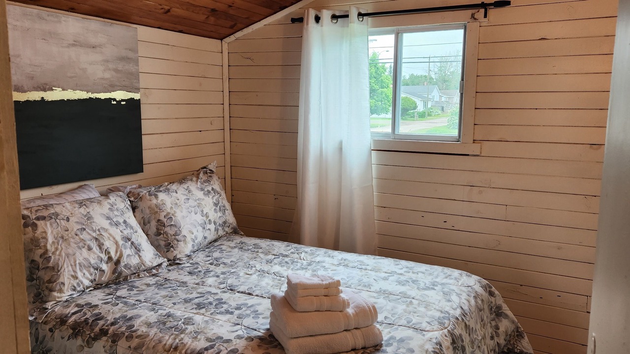 Photo of Bedroom in Pointe-du-Chene