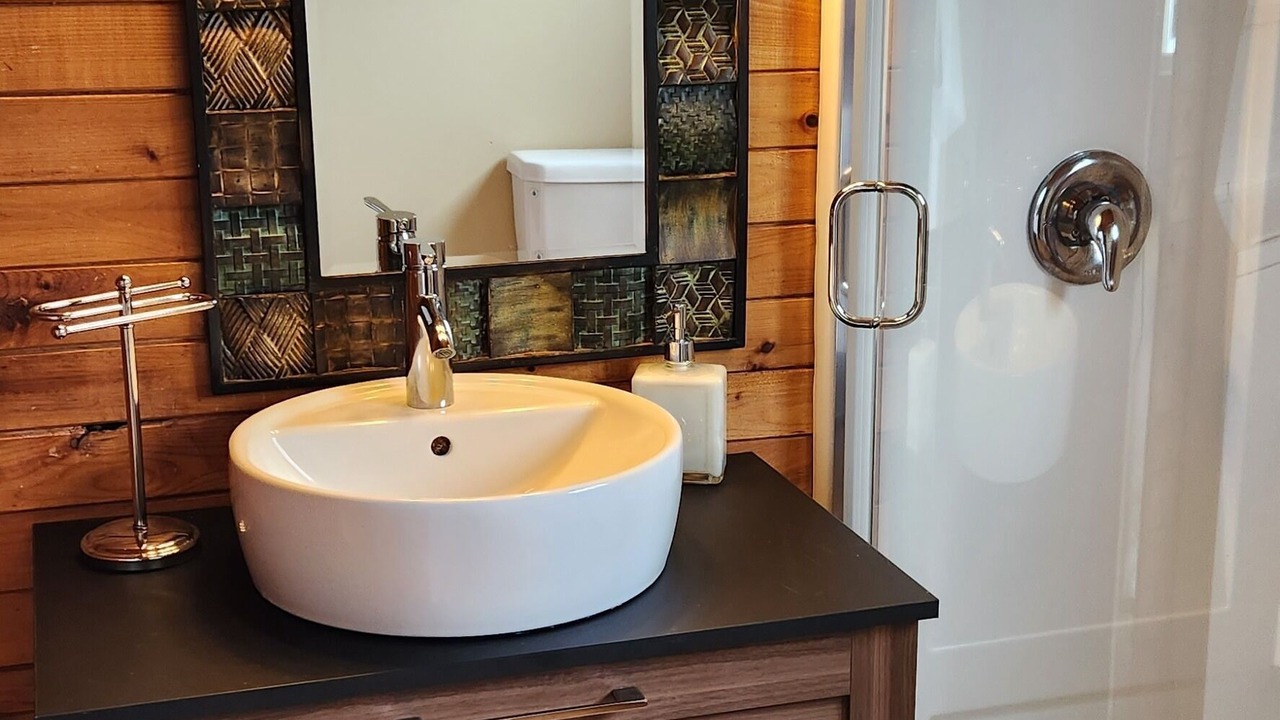 Photo of Bathroom in Pointe-du-Chene