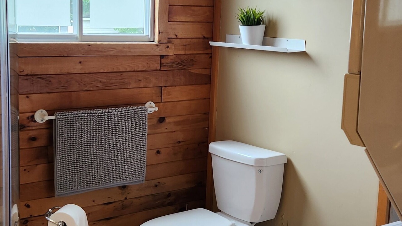Photo of Bathroom in Pointe-du-Chene