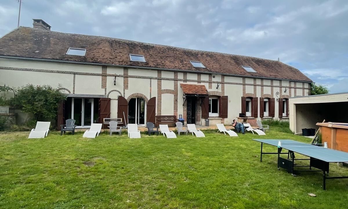 Photo of Outdoor in Louan-Villegruis-Fontaine
