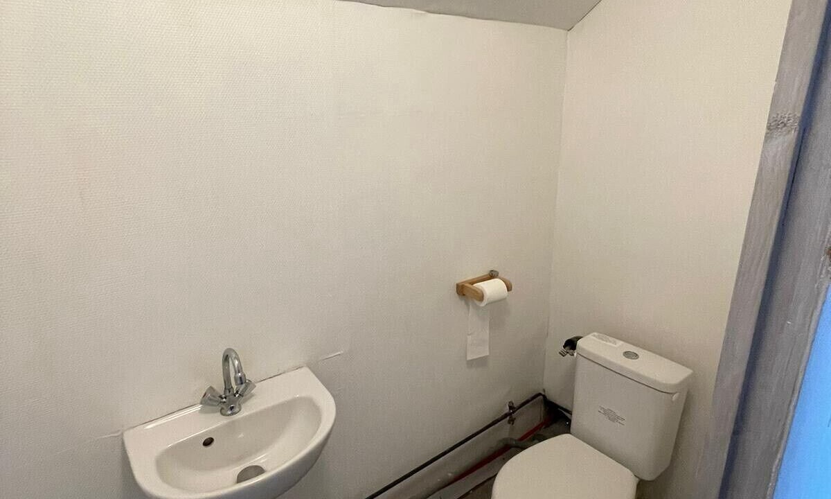 Photo of Bathroom in Louan-Villegruis-Fontaine