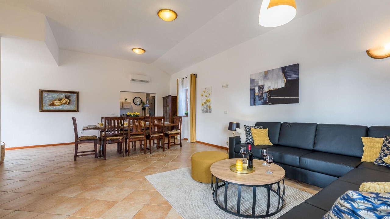Photo of Bedroom in Muline