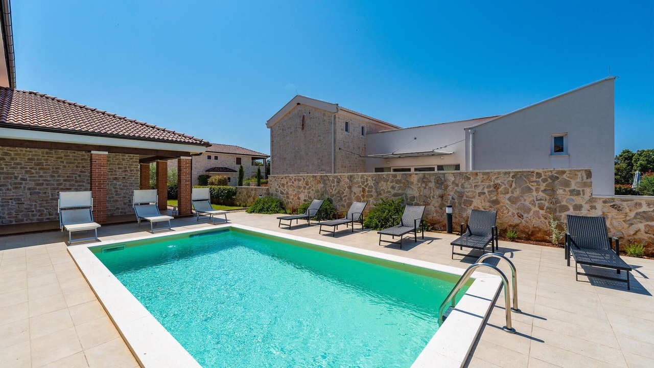Photo of Outdoor in Muline