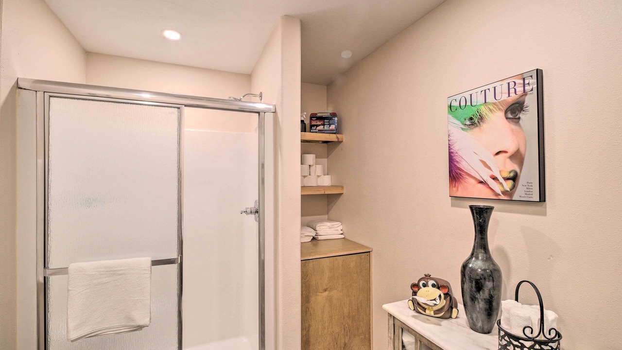 Photo of Bathroom in Woodville