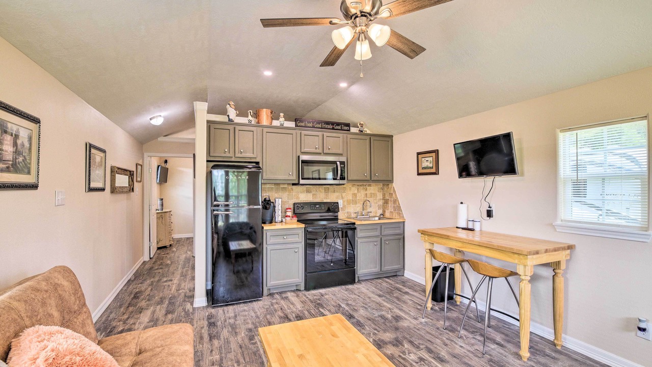 Photo of Livingroom in Woodville