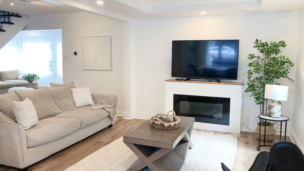 Photo of Livingroom in Long Branch