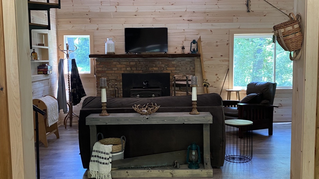 Photo of Livingroom in Salisbury Center