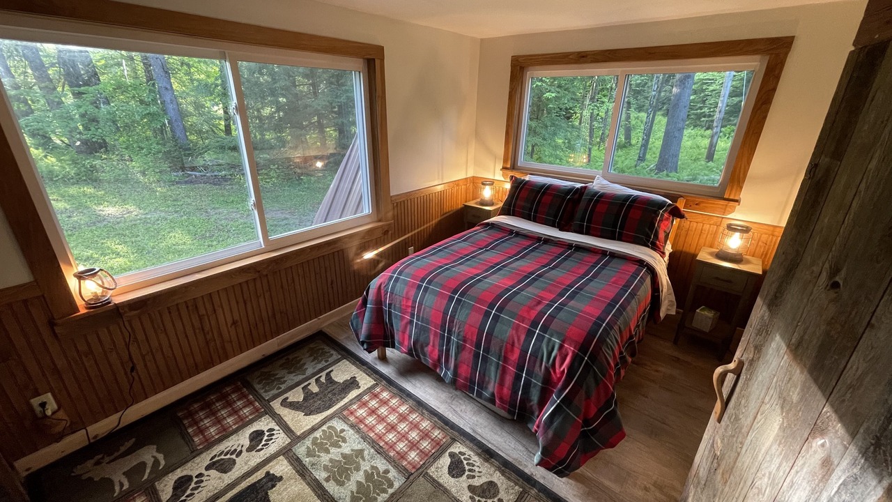 Photo of Bedroom in Salisbury Center