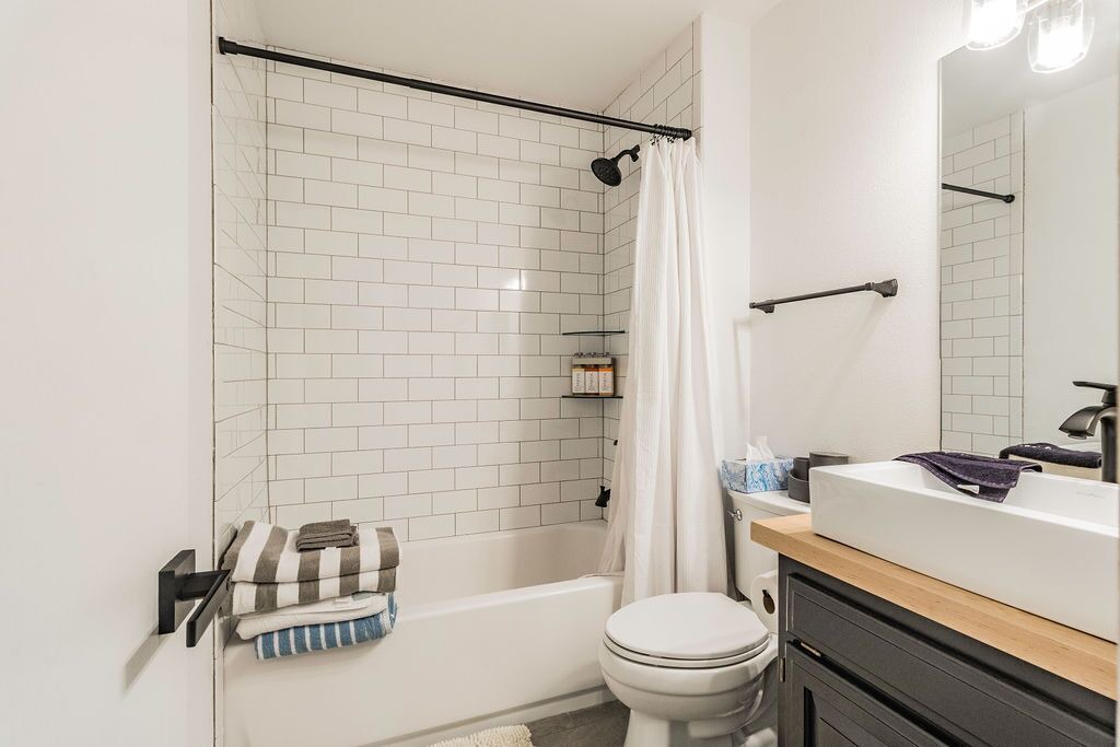 Photo of Bathroom in Lost Bridge Village
