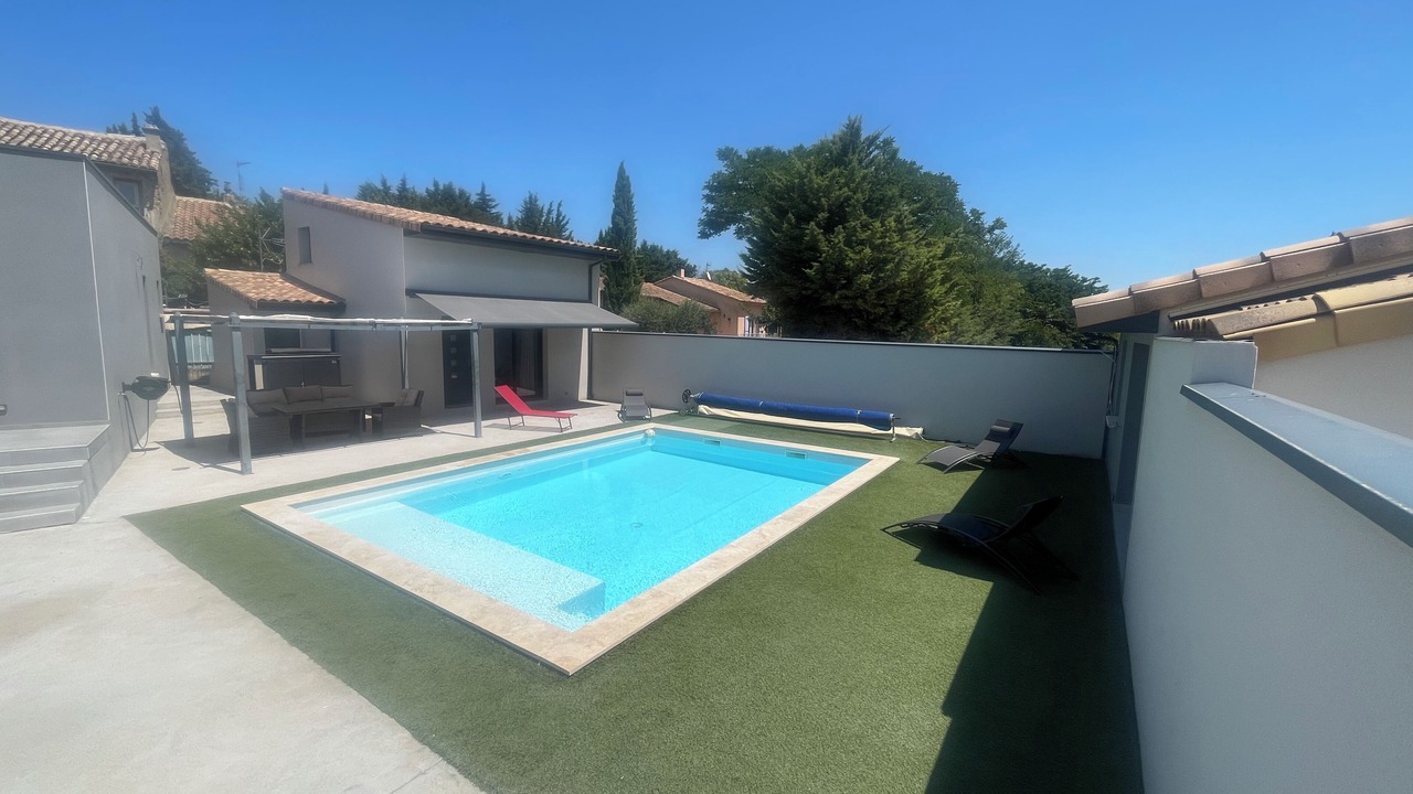Photo of Outdoor in Camaret-sur-Aigues
