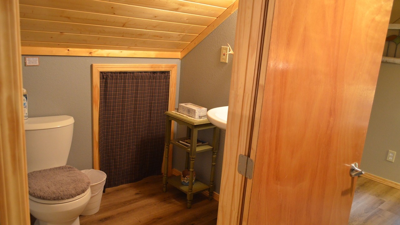 Photo of Bathroom in Cloudcroft