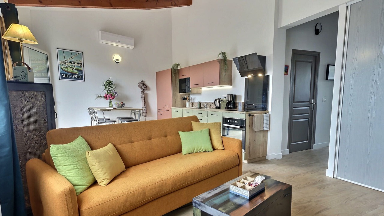 Photo of Livingroom in Theza