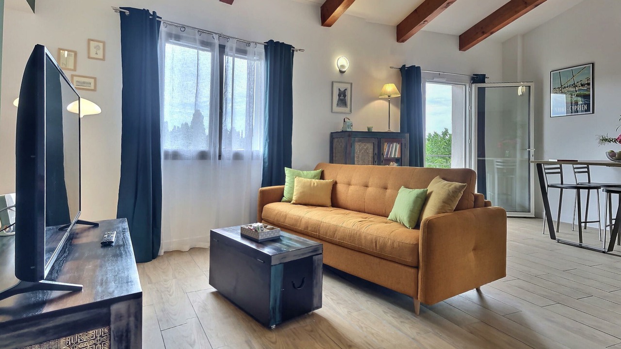 Photo of Livingroom in Theza